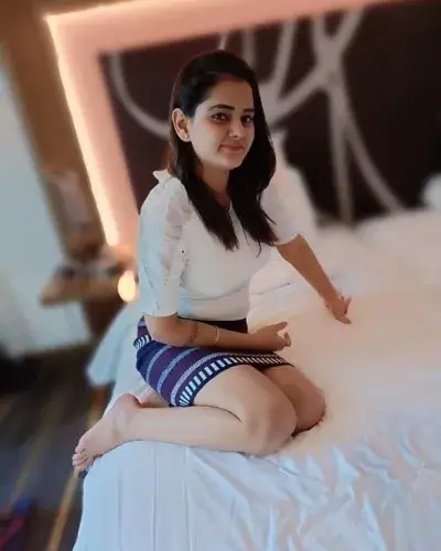Escort Service In Warora