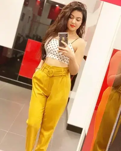 Warora Escort
